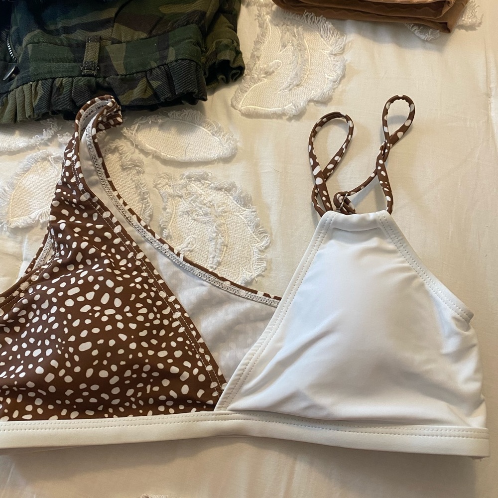 Bathing suit top! Never worn